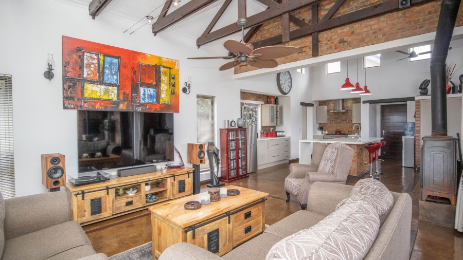 To Let 3 Bedroom Property for Rent in The Coves North West